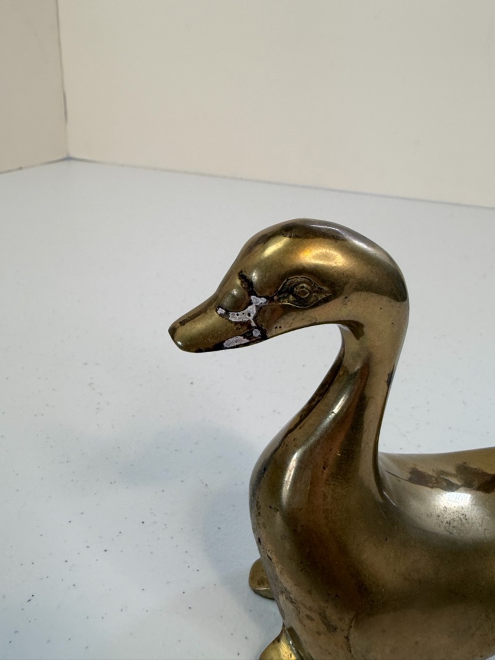 Vintage Solid Brass Duck Figurine Farmhouse Decor Paperweight Mallard Boho 70s - Picture 3 of 8